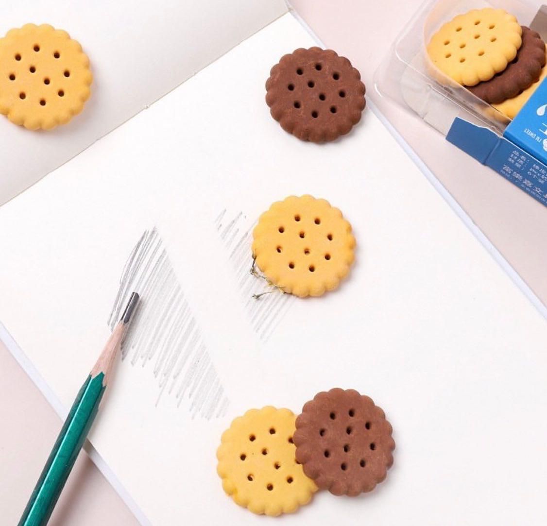 Cute cookie eraser