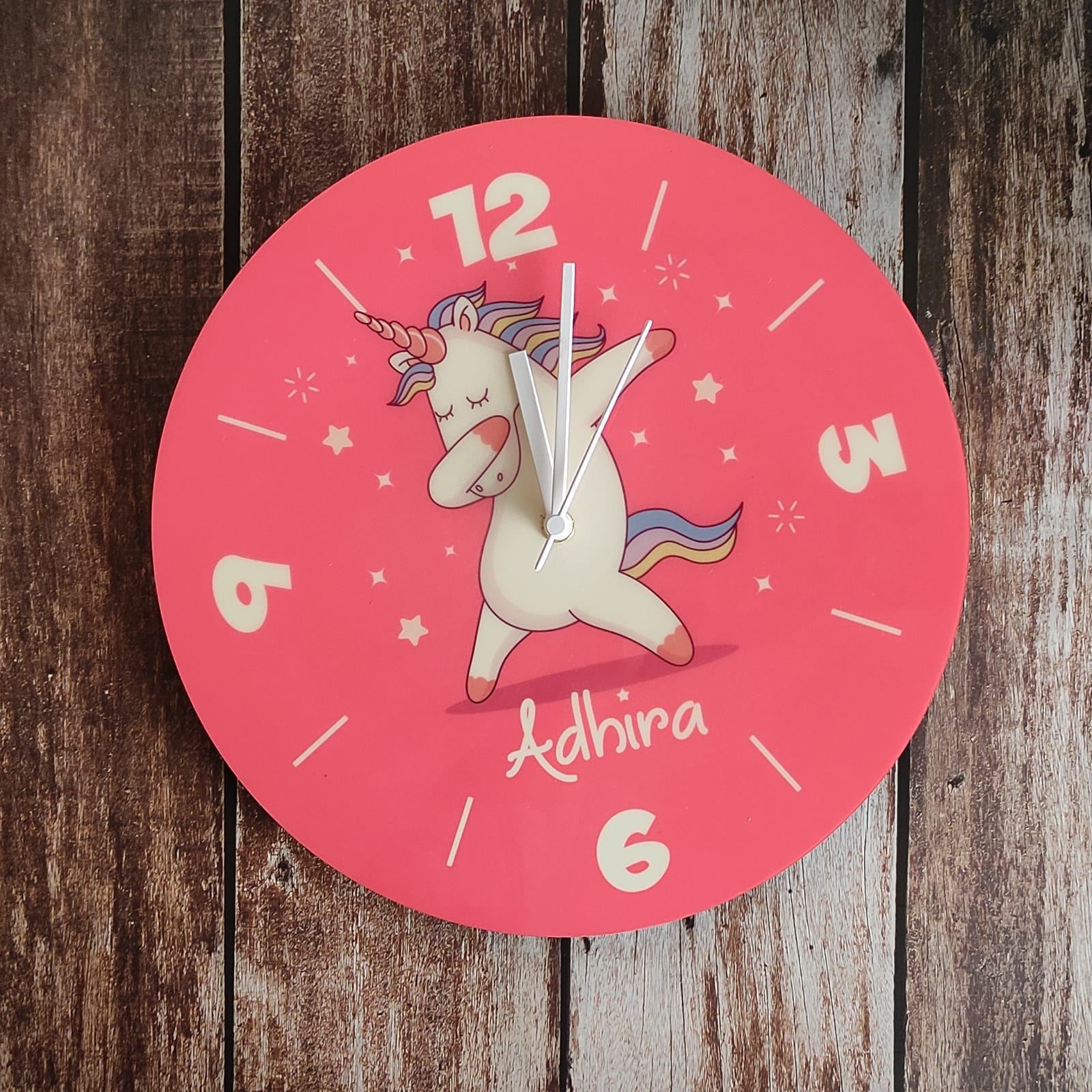 Personalised wall clock (Prepaid only) lo