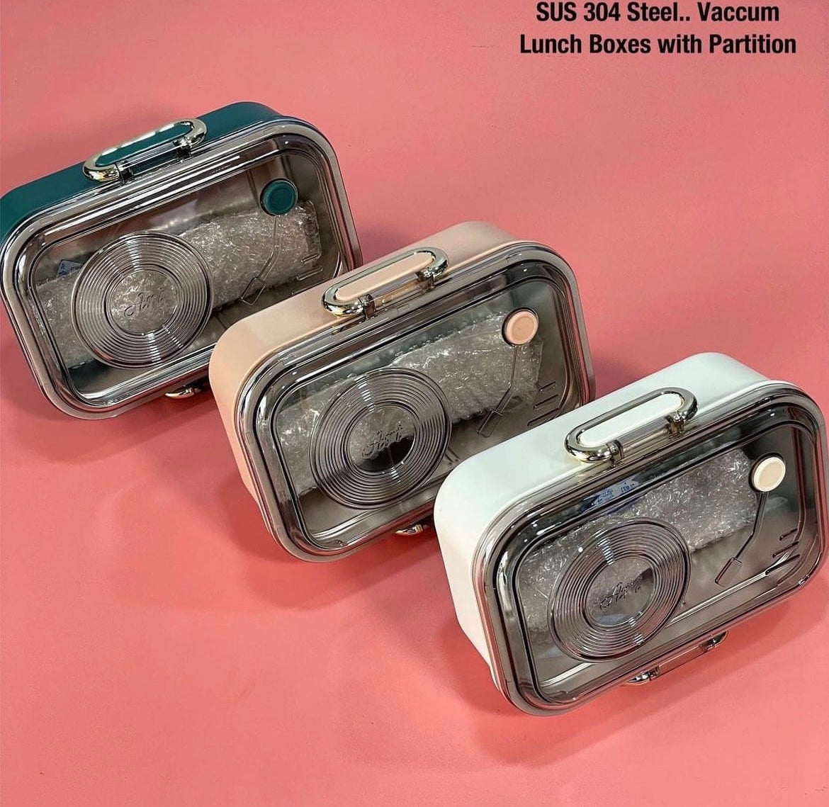 Lunch box with compartment