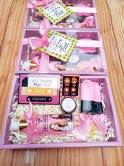 Black pink hamper